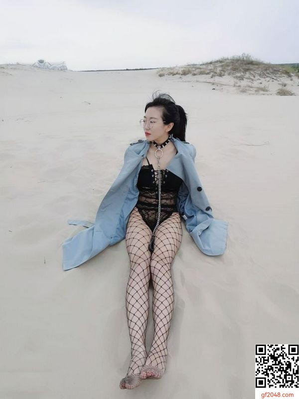 鄰居家的電腦裡面發現的