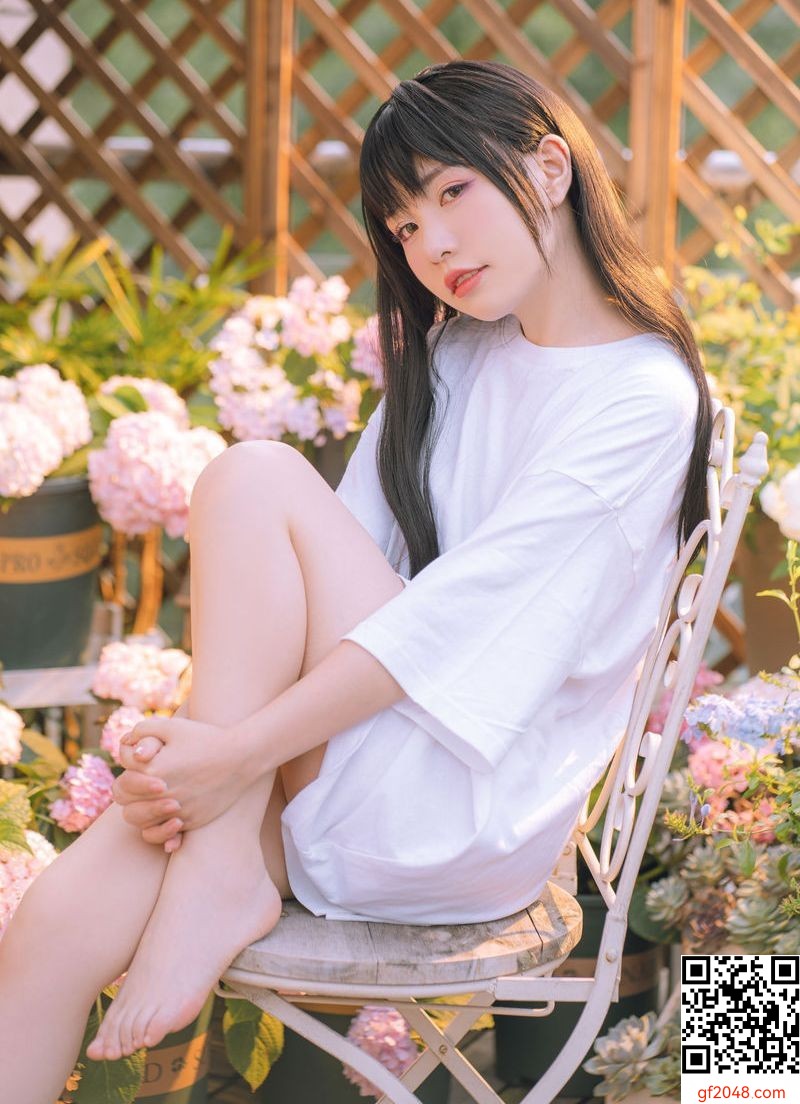 [自拍] 小吉的午後時光