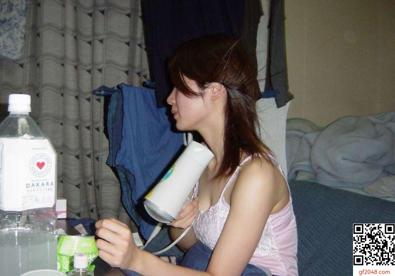 [自拍] 半夜找我研究人生