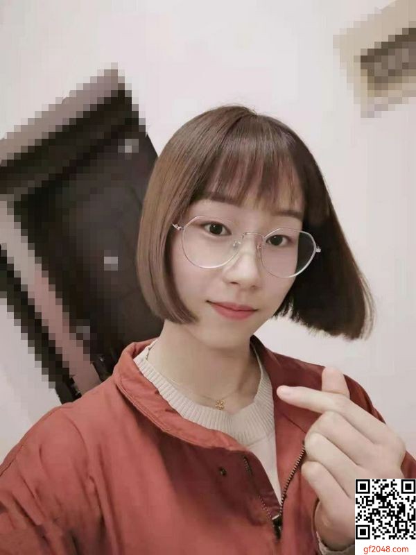 白領酒店裡偷情